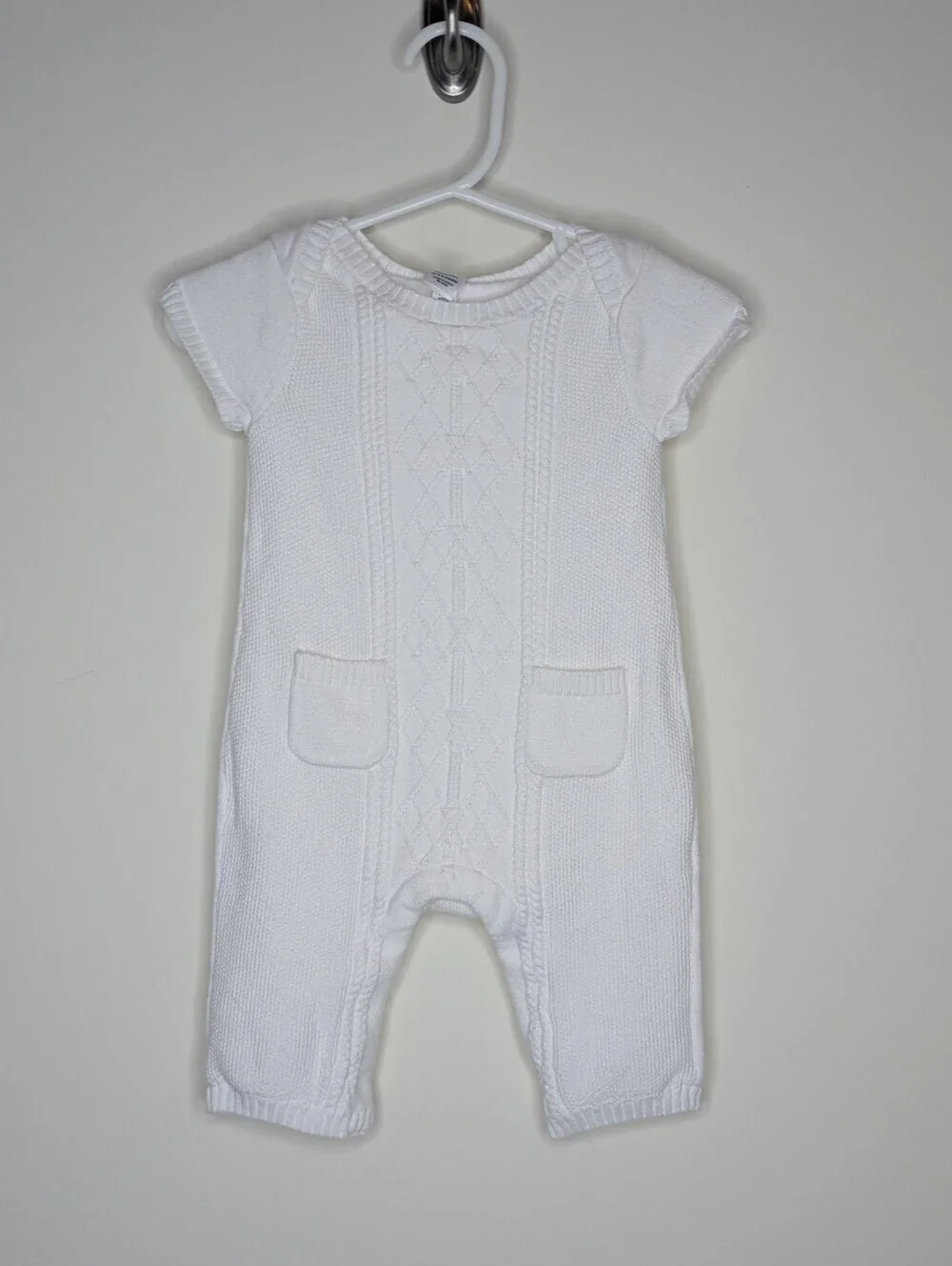 Gap White Knit Onepiece Romper Newborn 0-3m